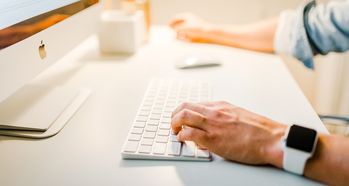 微医保长期医疗与支付宝好医保长期医疗险深度对比 谁在医疗服务保障上更胜一筹？